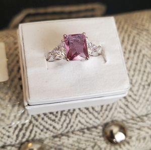 Modern Love amethyst ring